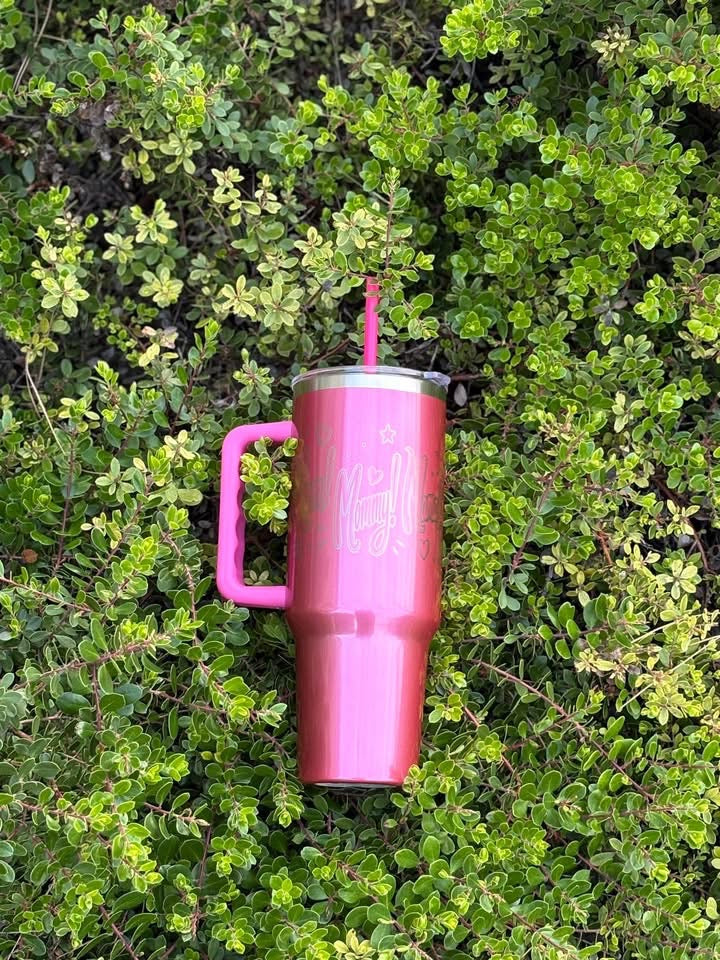 Ombre Pink Metallic Tumbler: "Ma! Mama!" Lettering, Heart Accents – Mother's Day Gift
